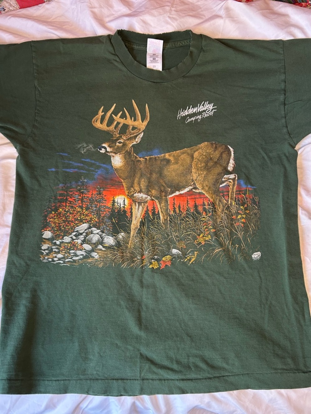 Fruit of the Loom Forest Green Deer outdoors Graphic Tee
